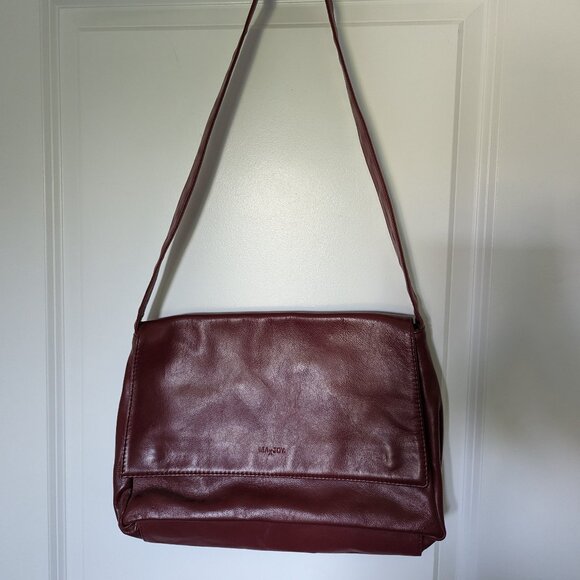 Very cute maroon red faux leather shoulder bag - perfect for fall - Picture 6 of 10